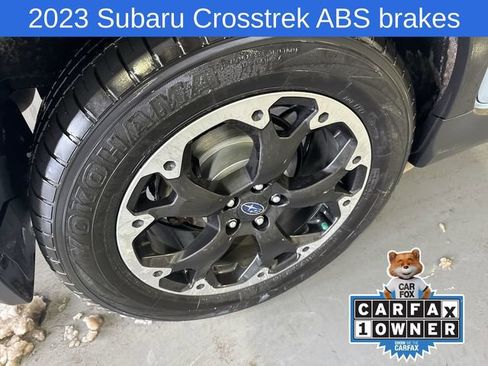 Used 2023 Subaru Crosstrek 2.0i Premium image 18