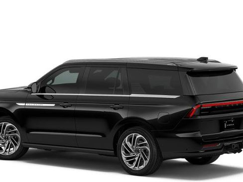 New 2026 Lincoln Navigator Reserve AWD/4WD image 25