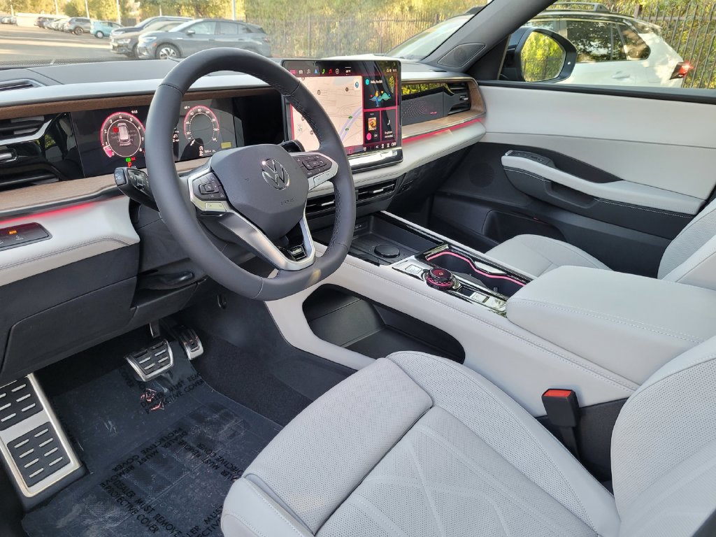 New 2027 Volkswagen Atlas SEL R-Line AWD/4WD image 10