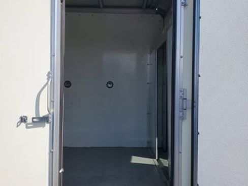 Certified 2022 Ford Transit 350 DRW image 8