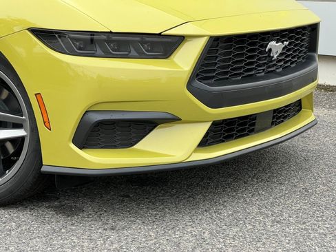 New 2025 Ford Mustang Coupe image 2