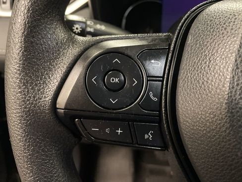 Used 2023 Toyota RAV4 LE image 19