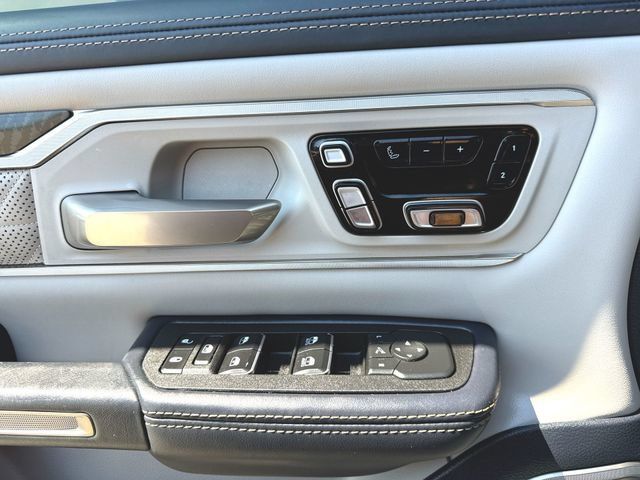 Used 2025 RAM 1500 Tungsten AWD/4WD image 24