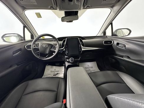 Used 2022 Toyota Prius Prime XLE image 16