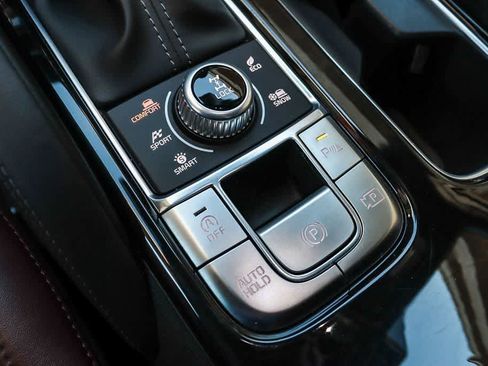 Used 2023 Kia Telluride SX Prestige AWD/4WD image 24
