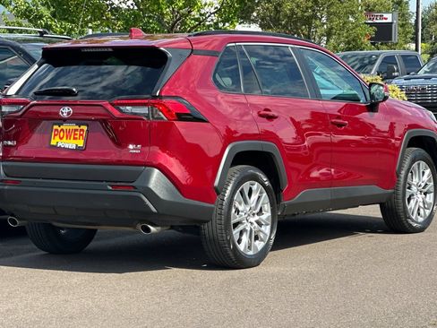 Used 2019 Toyota RAV4 XLE Premium w/ Advanced Technology Package AWD/4WD image 4