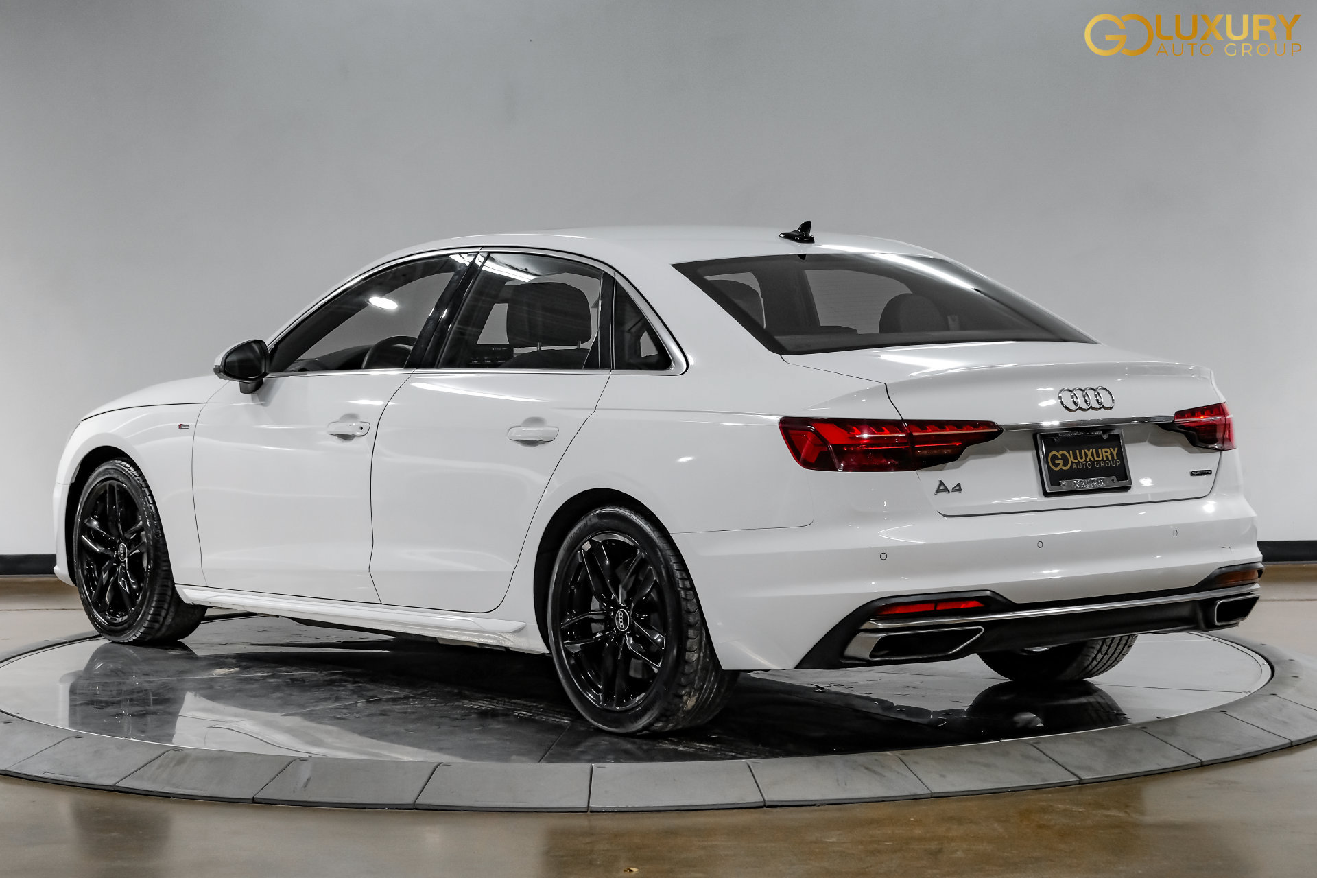 Used 2023 Audi A4 2.0T Premium Plus w/ Premium Plus Package AWD/4WD image 12