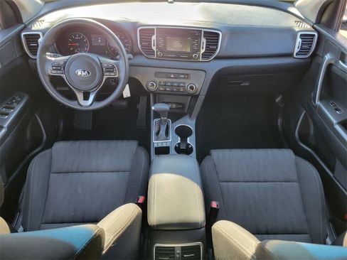 Used 2017 Kia Sportage LX image 12