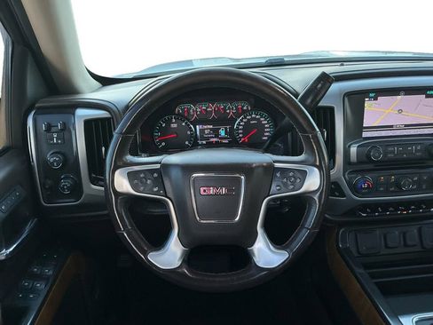 Used 2018 GMC Sierra 1500 SLT image 18