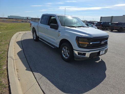 Used 2025 Ford F150 XLT w/ Equipment Group 301A Standard image 3