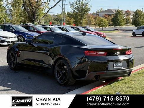 Used 2017 Chevrolet Camaro LT image 5