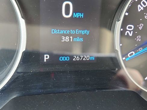 Used 2021 Toyota RAV4 XLE w/ Convenience Package AWD/4WD image 14