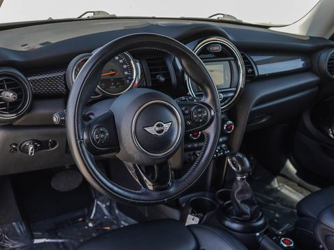 Used 2018 MINI Cooper S FWD image 13