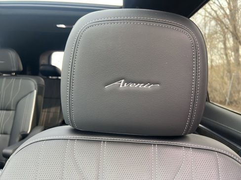 Used 2026 Buick Enclave Avenir w/ Super Cruise Package image 27