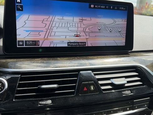 Used 2021 BMW 530i w/ Premium Package RWD image 3