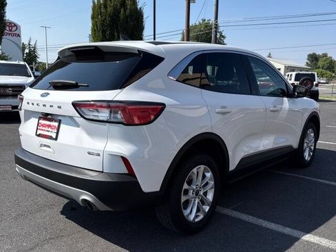 Used 2022 Ford Escape SE AWD/4WD image 5