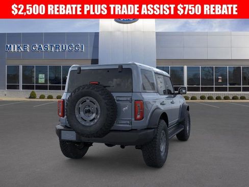 New 2025 Ford Bronco Outer Banks w/ Sasquatch Package image 8