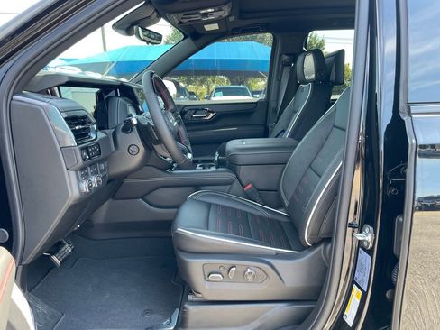 New 2025 GMC Yukon AT4 Ultimate image 10