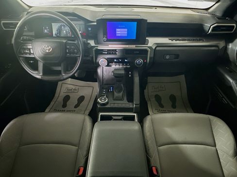 Used 2025 Toyota Tacoma SR5 image 26