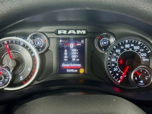 Used 2022 RAM 2500 Big Horn AWD/4WD image 12