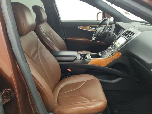 Used 2016 Lincoln MKX Reserve w/ Climate Package image 21