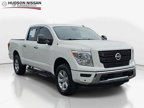 Used 2021 Nissan Titan SV w/ SV Convenience Package RWD image 1