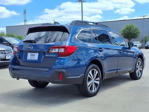 Used 2019 Subaru Outback 2.5i Limited AWD/4WD image 6