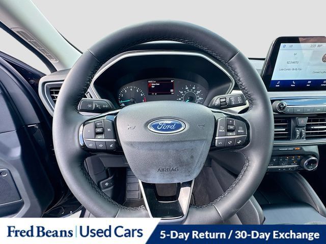 Used 2022 Ford Escape SE w/ Convenience Package AWD/4WD image 15