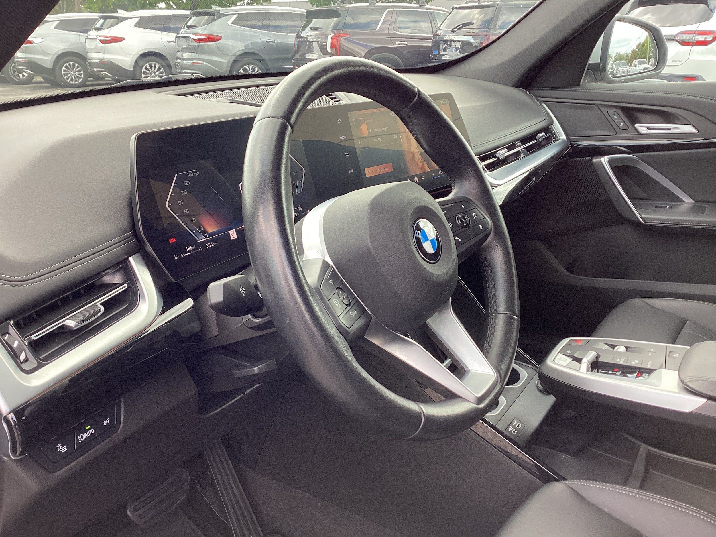 Used 2024 BMW X1 xDrive28i AWD/4WD image 11