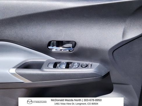 Used 2023 Nissan Kicks SR w/ SR Premium Package FWD image 6