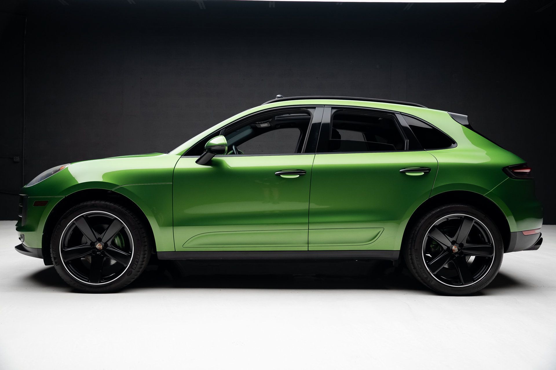 Used 2019 Porsche Macan AWD/4WD image 17