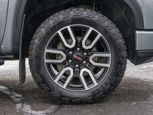 Certified 2024 GMC Sierra 1500 AT4 w/ Technology Package AWD/4WD image 12