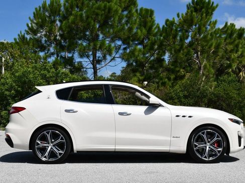 Used 2019 Maserati Levante S GranSport AWD/4WD image 34