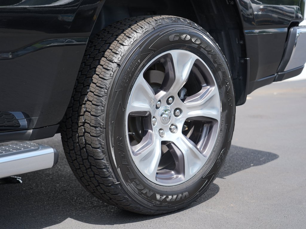 Used 2023 RAM 1500 Laramie AWD/4WD image 34