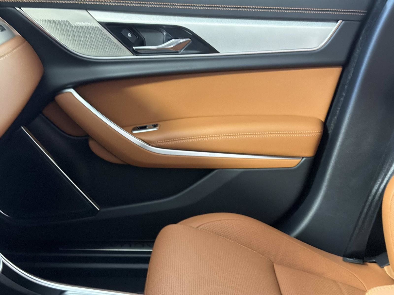 Certified 2024 Jaguar XF R-Dynamic SE AWD/4WD image 19