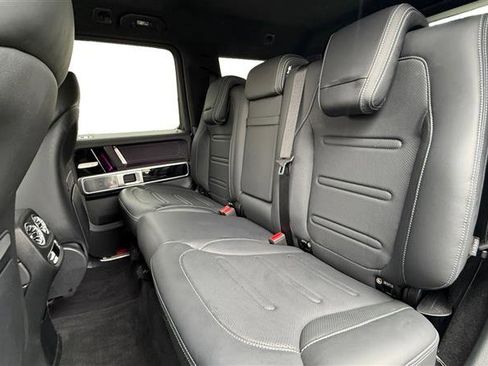 Used 2023 Mercedes-Benz G 550 image 16