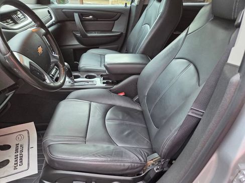 Used 2017 Chevrolet Traverse LT AWD/4WD image 20