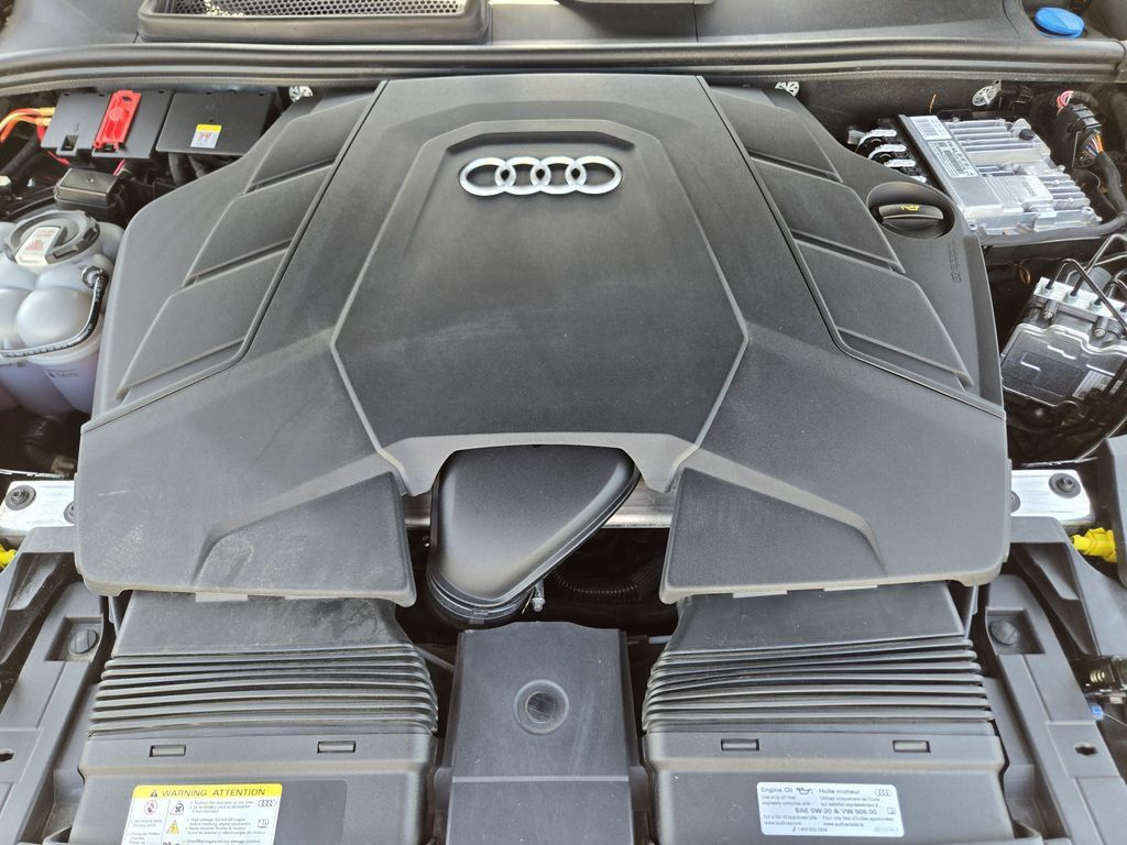 Certified 2023 Audi Q8 Premium Plus w/ Premium Plus Package AWD/4WD image 41