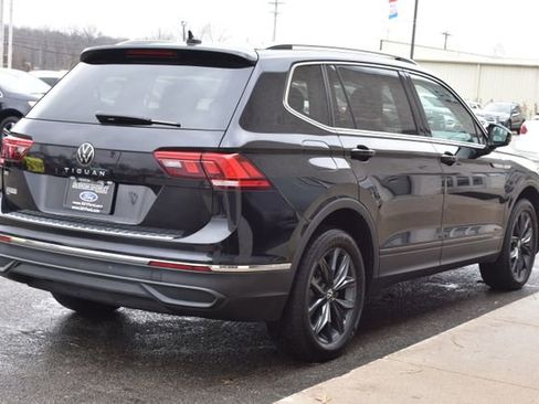 Used 2023 Volkswagen Tiguan SE image 6
