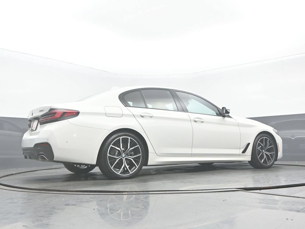 Used 2023 BMW 530i xDrive w/ M Sport Package AWD/4WD image 32