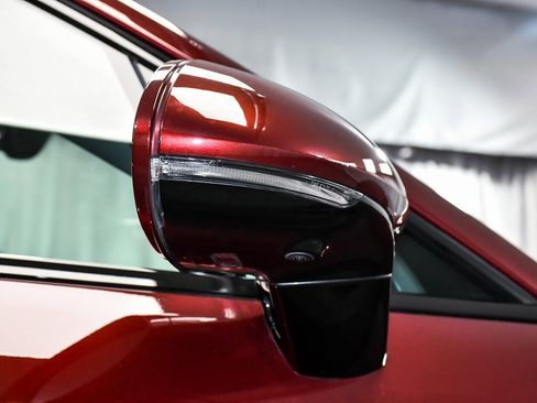 Used 2023 Porsche Panamera Platinum Edition image 72