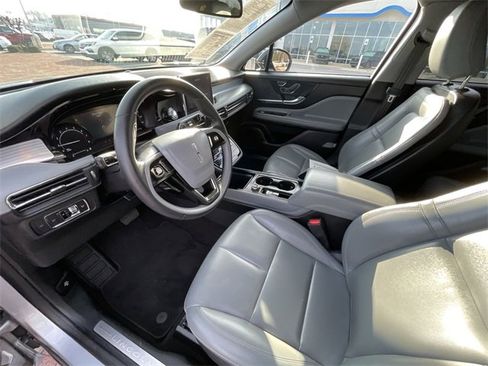 Used 2022 Lincoln Corsair FWD image 15