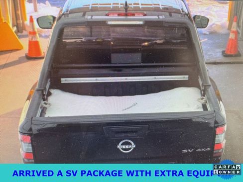 Used 2023 Nissan Frontier SV w/ SV Convenience Package image 6