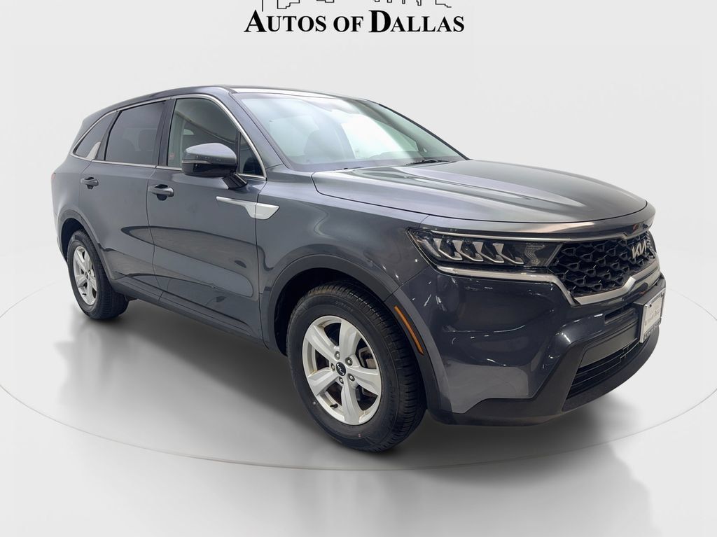 Used 2022 Kia Sorento LX FWD image 5