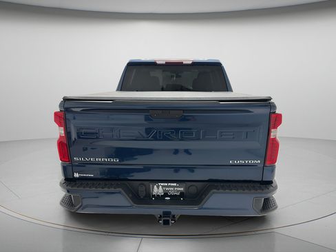 Used 2021 Chevrolet Silverado 1500 Custom AWD/4WD image 6