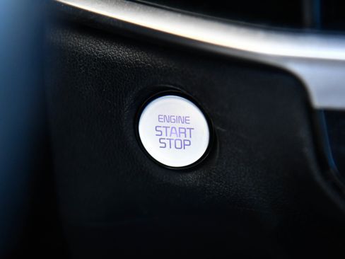 Used 2024 Kia Sorento S FWD image 35