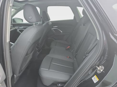 Certified 2025 Audi Q5 Premium w/ Convenience Package AWD/4WD image 22