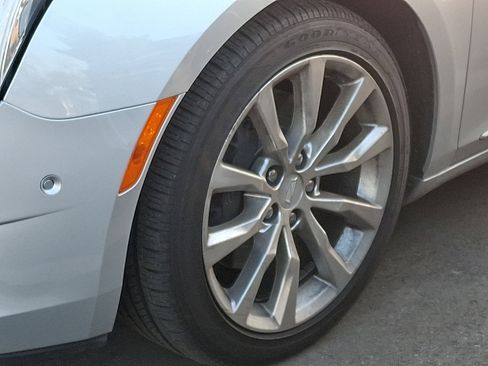 Used 2017 Cadillac XTS Luxury image 7