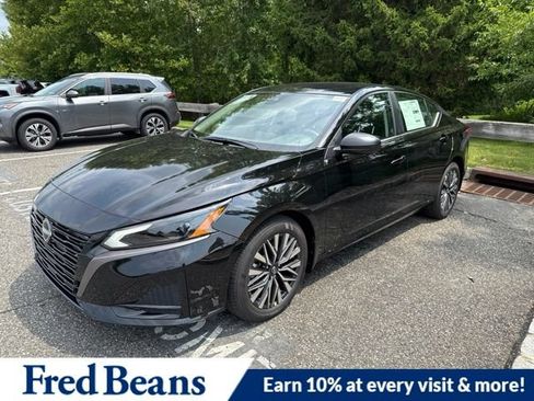 New 2026 Nissan Altima 2.5 SV FWD image 3