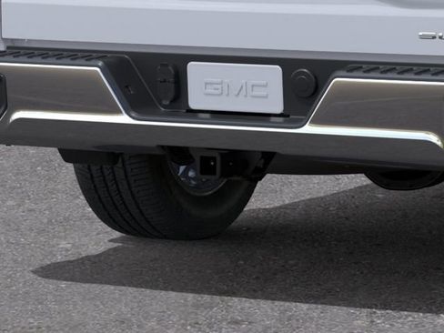 New 2026 GMC Sierra 1500 SLE w/ Preferred Package AWD/4WD image 14